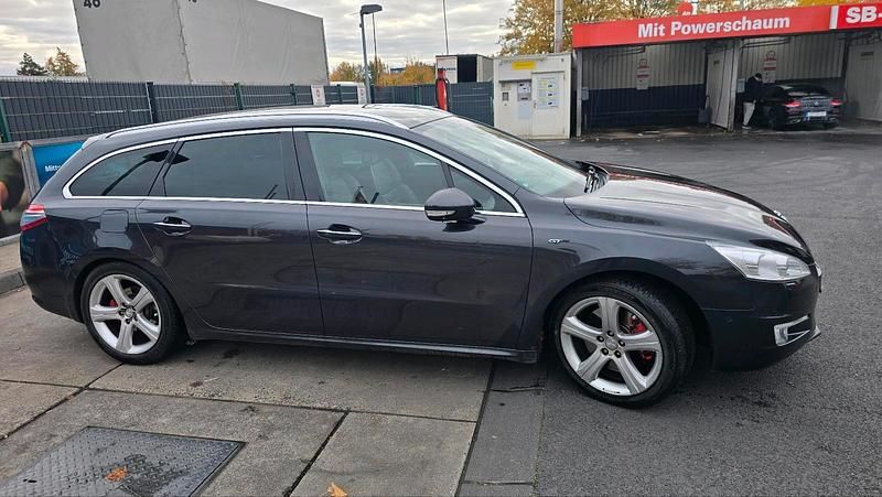 Gebraucht Peugeot 508 204 PS (150 kW) 2013 Schwarz Limousine