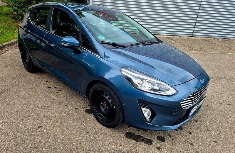 Blau Gebraucht 2018 Ford Fiesta Cool & Sound Edition Kleinwagen | 7.500 € (Guter Preis) - Bild 1/4
