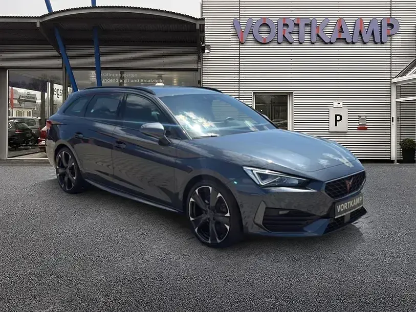 Gebraucht Cupra Leon VZ 245 PS (180 kW) 2023 Magnetic tech (grau) Kombi