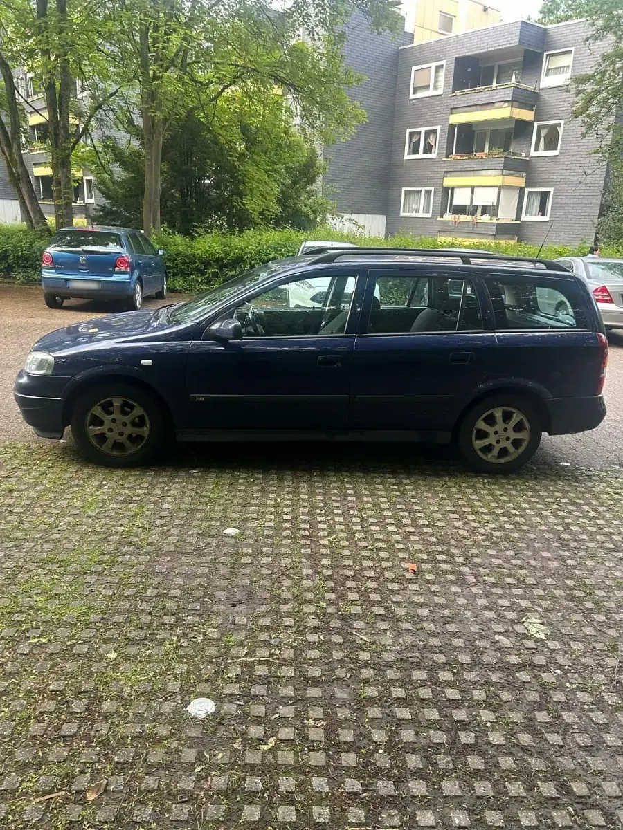 Gebraucht Opel Astra 101 PS (74 kW) 2005 Blau Kombi