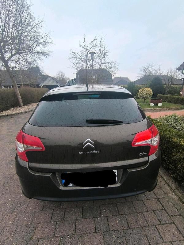 Gebraucht Citroën C4 120 PS (88 kW) 2011 Braun Limousine