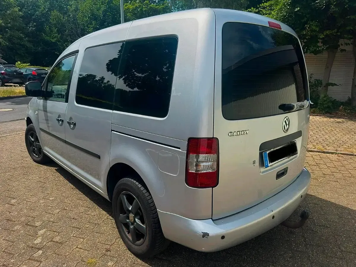 Gebraucht VW Caddy Life 102 PS (75 kW) 2006 Silber Van / Kleinbus