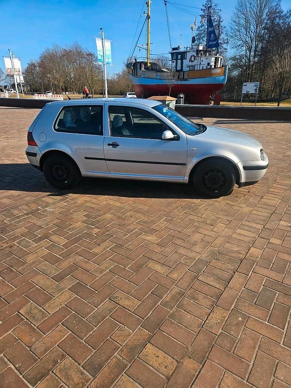 Gebraucht VW Golf IV 75 PS (55 kW) 1999 Silber Kleinwagen