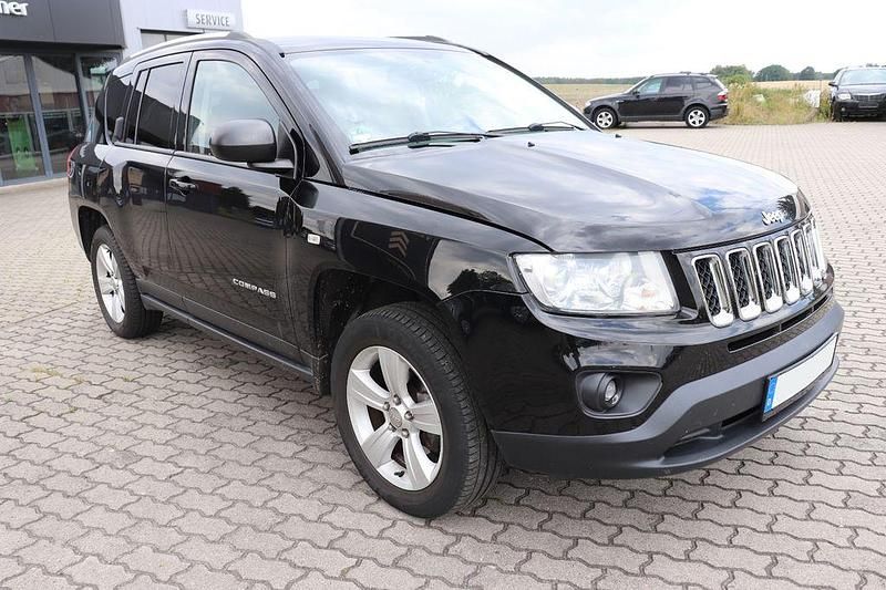 Schwarz Gebraucht 2013 Jeep Compass Sport SUV | 6.890 € (Fairer Preis) - Bild 1/4