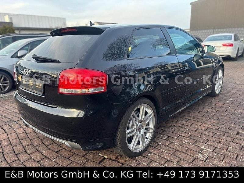Gebraucht Audi S3 Sportback Comfort 265 PS (194 kW) 2008 Schwarz Kleinwagen