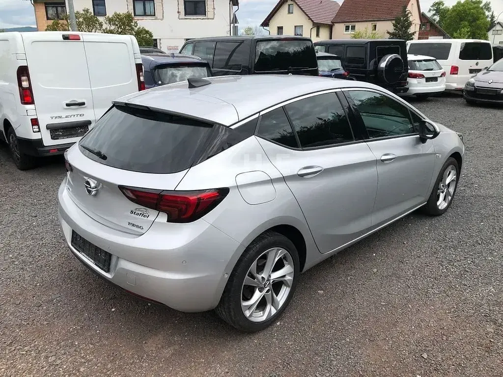 Occasion Opel Astra Innovation 150 ch (110 kW) 2016 Argent Berline