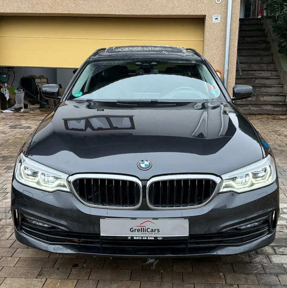 Gebraucht BMW 520 Sport Line 190 PS (139 kW) 2018 Grau Kombi