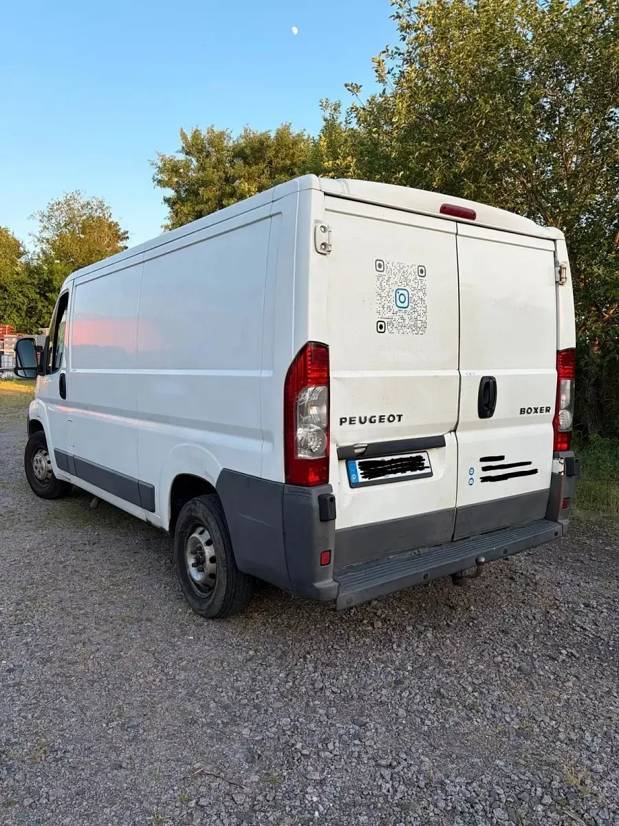 Gebraucht Peugeot Boxer 101 PS (74 kW) 2010 Weiß Van