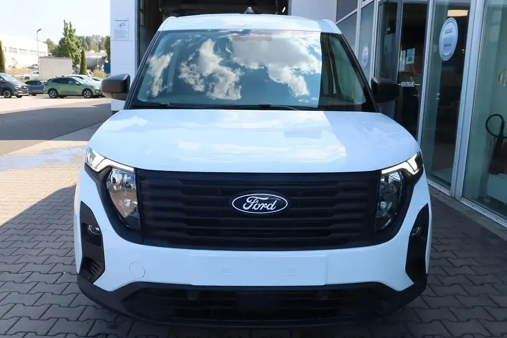 Neu Ford Transit Courier 125 PS (91 kW) 2026 Weiß Van