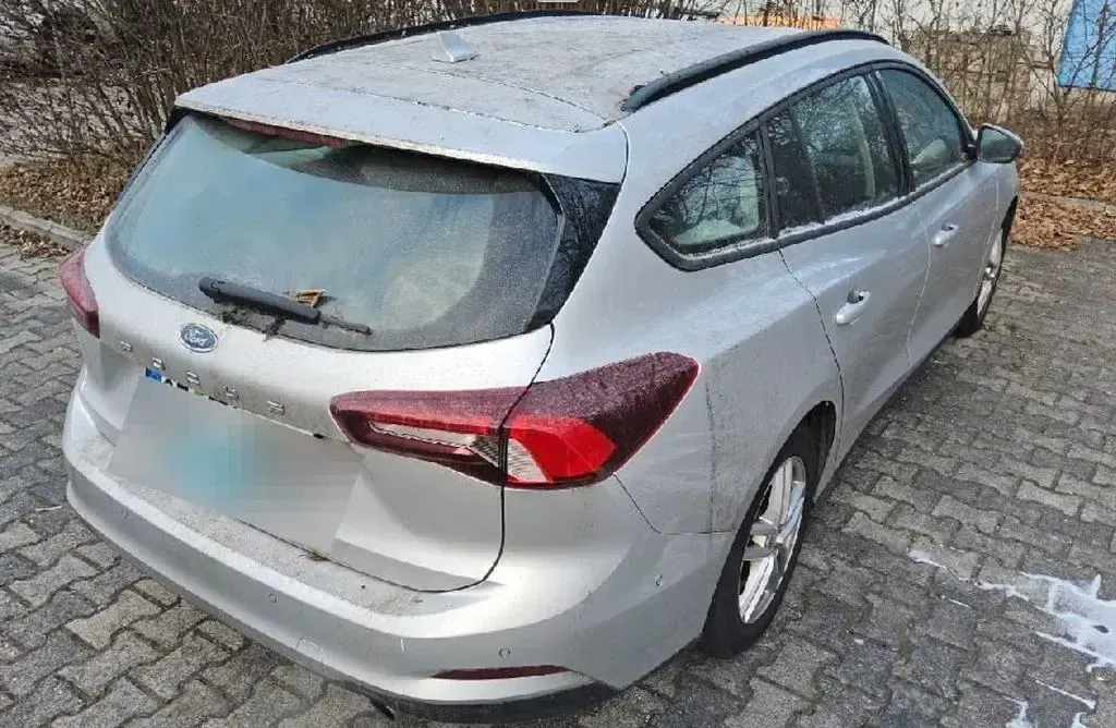 Begagnad Ford Focus Cool & Connect 120 HK (88 kW) 2022 Silver SUV