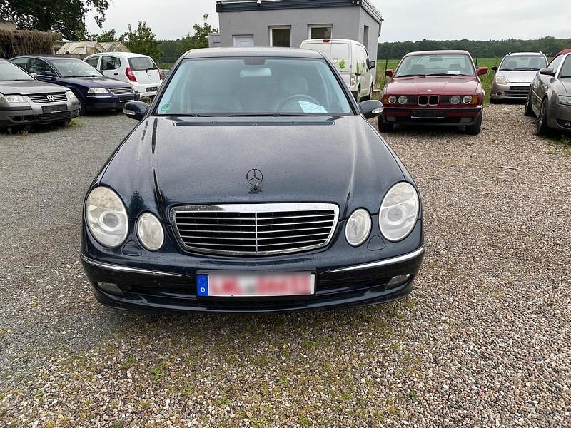 Gebraucht 2005 Mercedes E280 Limousine | 3.450 € (Fairer Preis) - Bild 1/4
