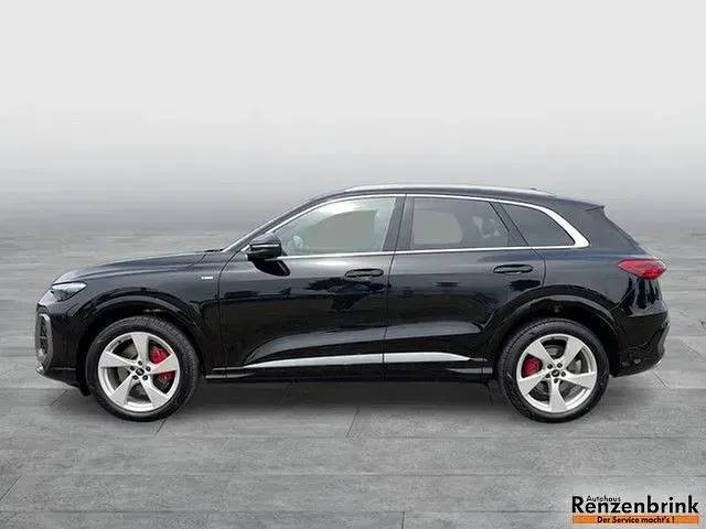 Neu Audi Q5 S-Line 204 PS (150 kW) 2026 Schwarz SUV