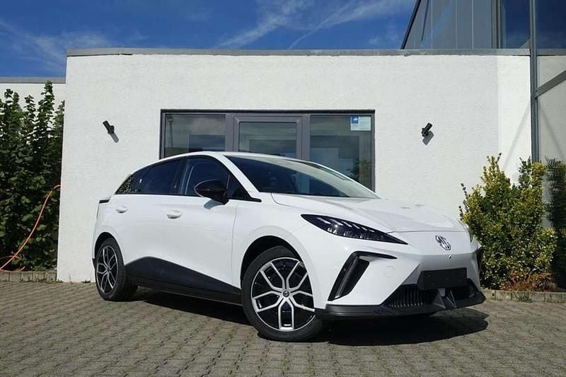 Neu MG MG4 EV Luxury 150 kW (204 PS) 2026 Dover white Kleinwagen