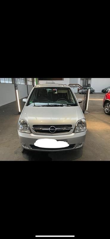 Gebraucht Opel Meriva 100 PS (73 kW) 2005 Silber Van / Kleinbus