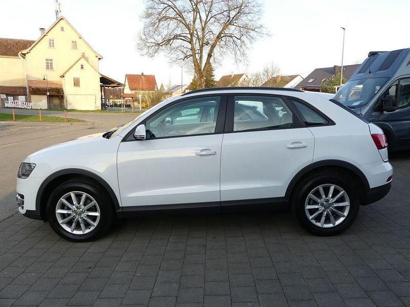 Gebraucht Audi Q3 Advanced 140 PS (102 kW) 2013 Weiß SUV