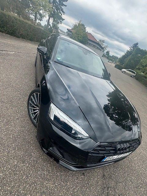 Schwarz Gebraucht 2023 Audi A5 Sportback S-Line Limousine | 45.900 € (Teuer) - Bild 1/4