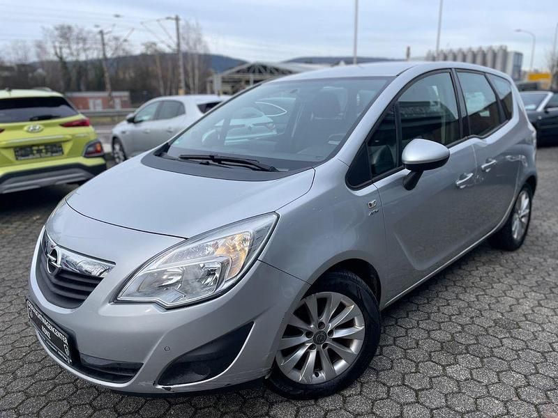 Gebraucht Opel Meriva Active 120 PS (88 kW) 2013 Silber Van / Kleinbus
