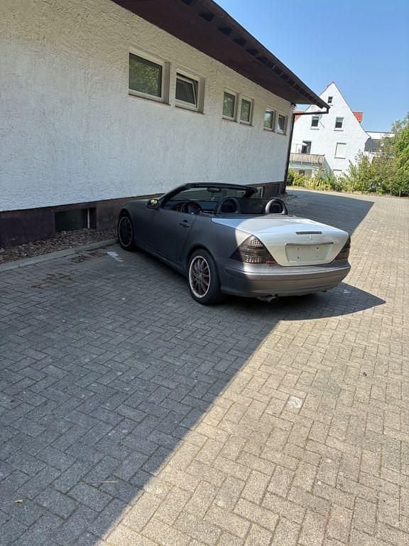 Grau Gebraucht 2000 Mercedes SLK200 Cabrio | 1.700 € (Superpreis) - Bild 1/4