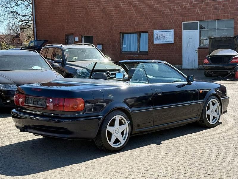 Gebraucht Audi Cabriolet 150 PS (110 kW) 1997 Blau Cabrio