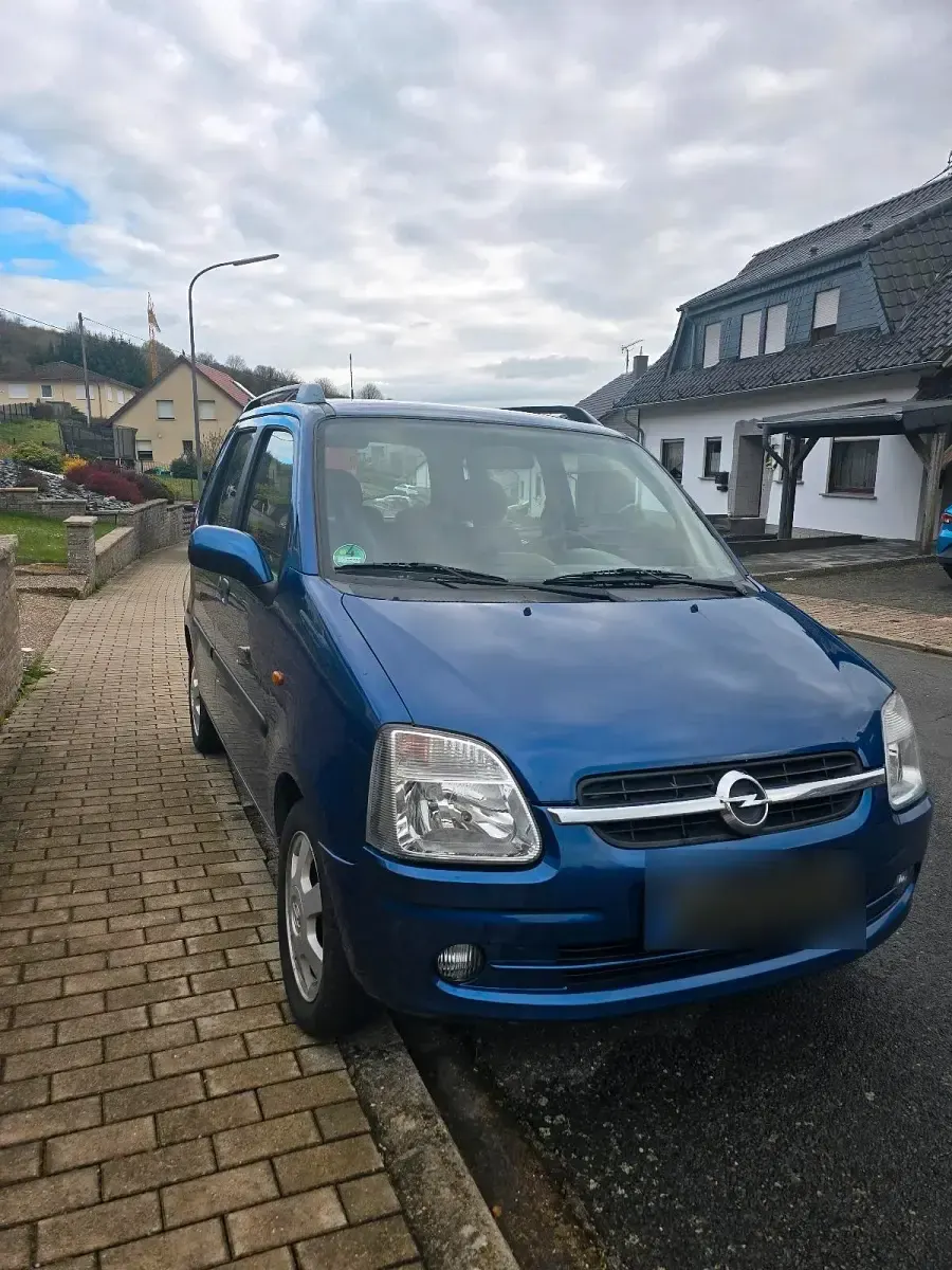 Gebraucht Opel Agila 75 PS (55 kW) 2003 Blau Van / Kleinbus