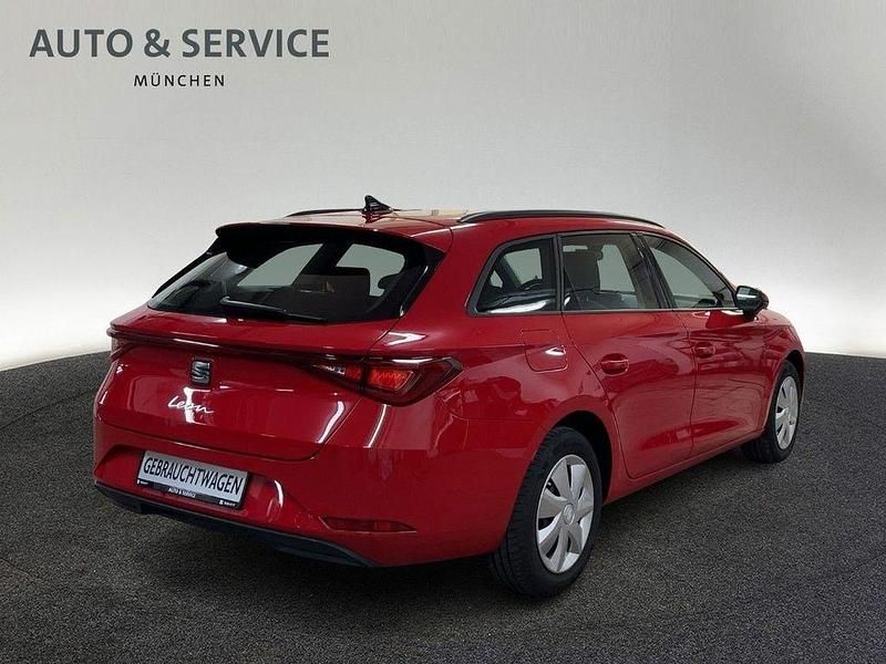 Second-hand Seat Leon Reference 116 CP (85 kW) 2023 Roșu Berlinǎ