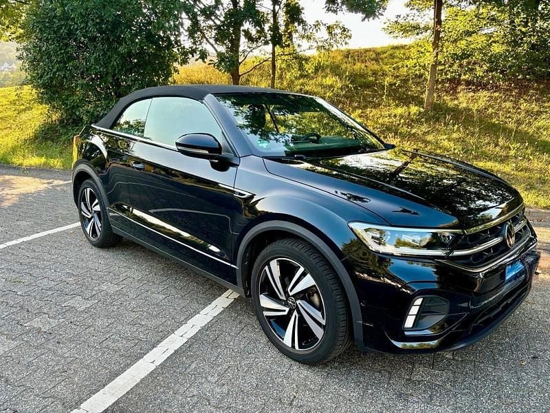 Schwarz Gebraucht 2022 VW T-Roc Cabriolet R-line Cabrio | 30.900 € (Fairer Preis) - Bild 1/4