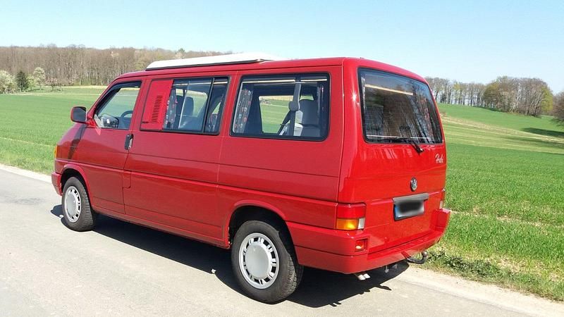 Usata VW Multivan 110 CV (80 kW) 1994 Rosso Monovolume