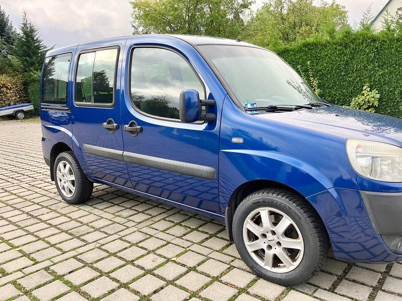 Gebraucht Fiat Doblò Dynamic 77 PS (56 kW) 2006 Blau Van / Kleinbus