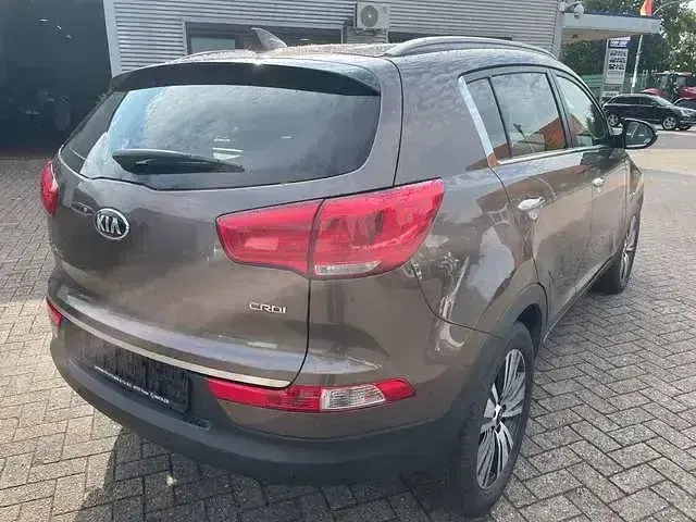 Gebraucht Kia Sportage Spirit 136 PS (100 kW) 2015 (d5u) sandbeige met. SUV