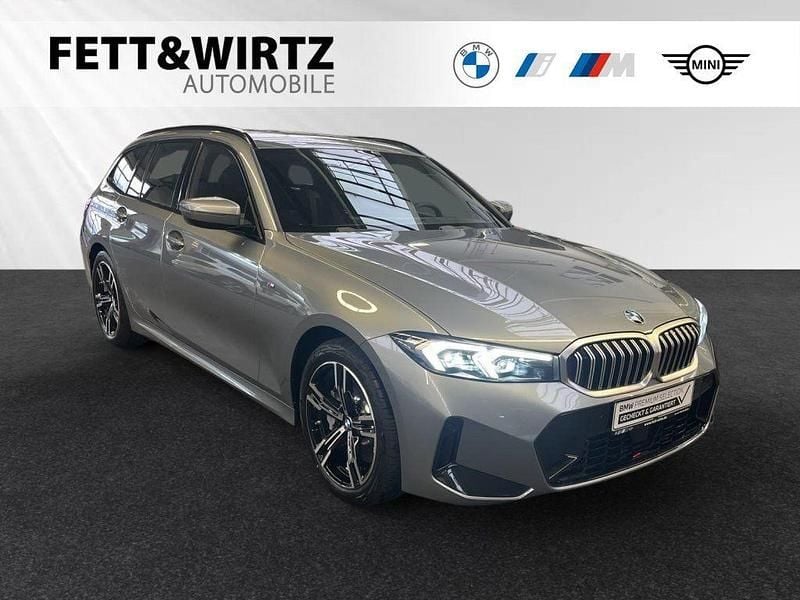 Skyscraper grau Gebraucht 2024 BMW 330 Efficient Dynamics Kombi | 37.852 € (Superpreis) - Bild 1/3