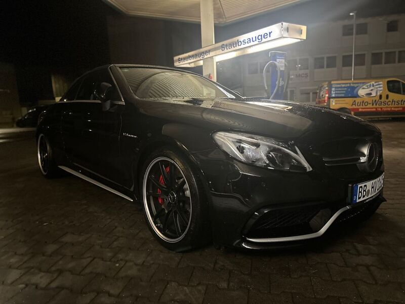 Schwarz Gebraucht 2018 Mercedes C63S AMG AMG Cabrio | 58.000 € (Superpreis) - Bild 1/4