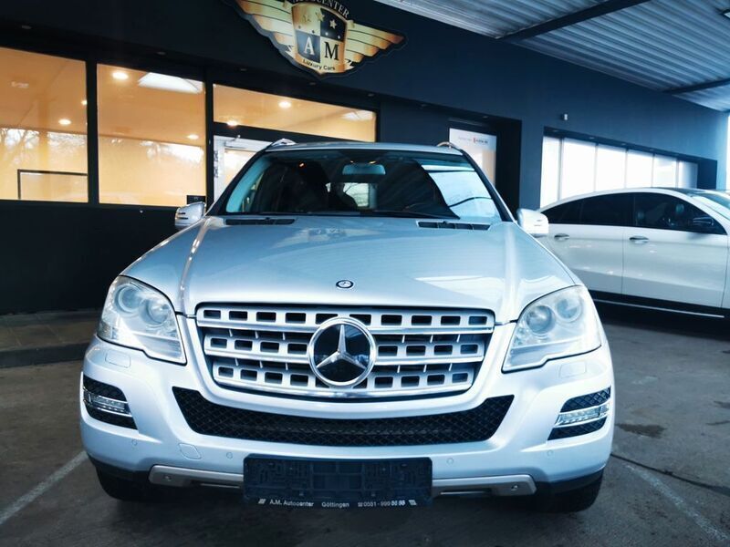 Gebraucht Mercedes ML350 Sport 211 PS (155 kW) 2011 Silber SUV
