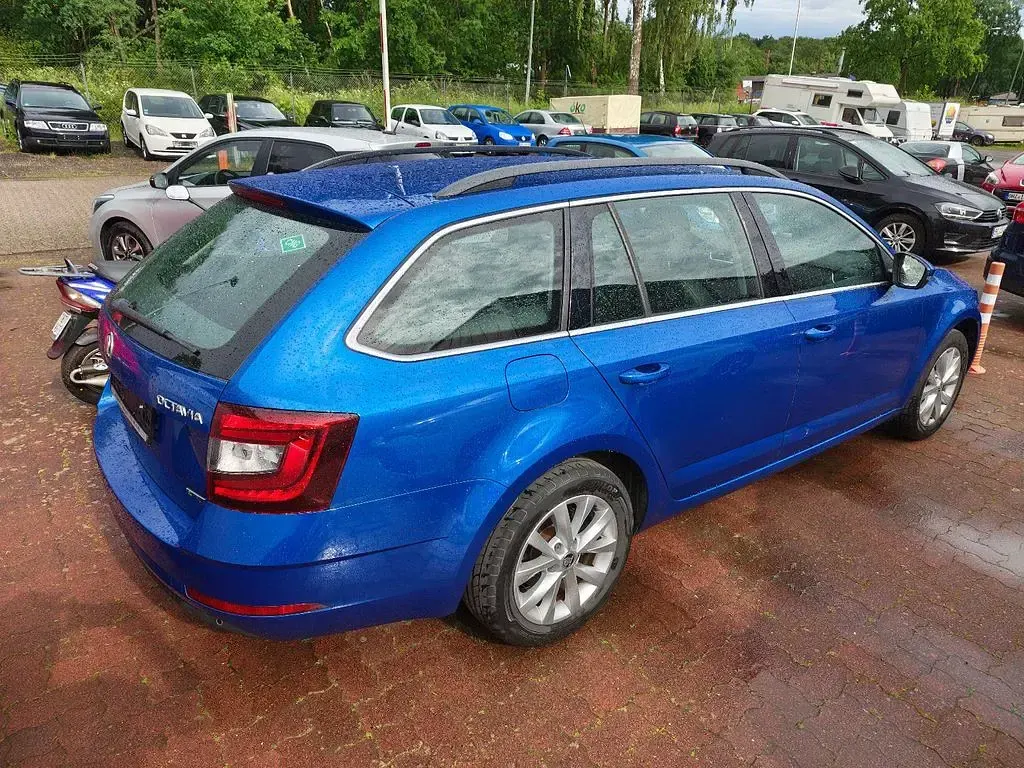 Gebraucht Skoda Octavia 110 PS (80 kW) 2018 Blau Kombi