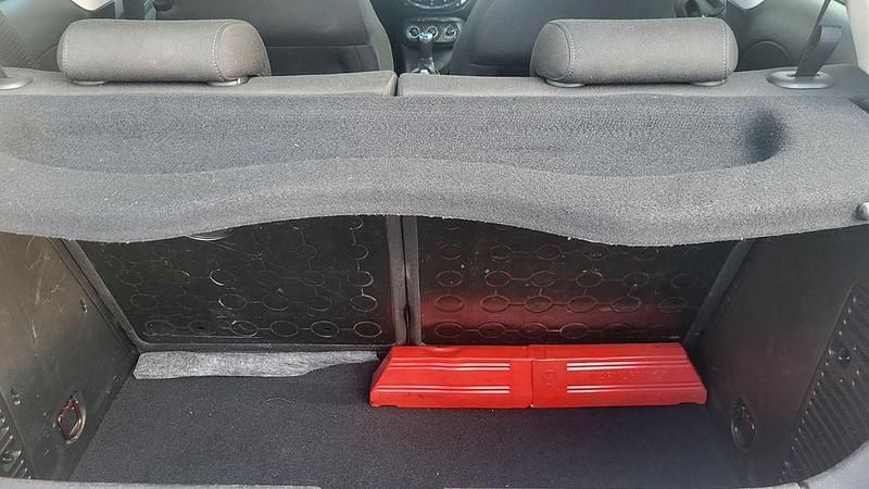 Gebraucht Opel Adam 69 PS (50 kW) 2013 Violett Kleinwagen