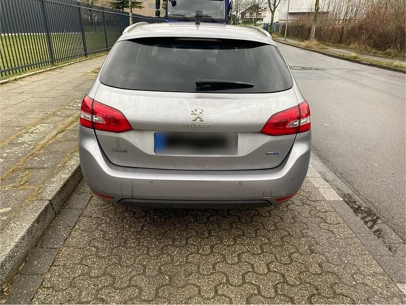 Gebraucht Peugeot 308 150 PS (110 kW) 2016 Silber Kombi