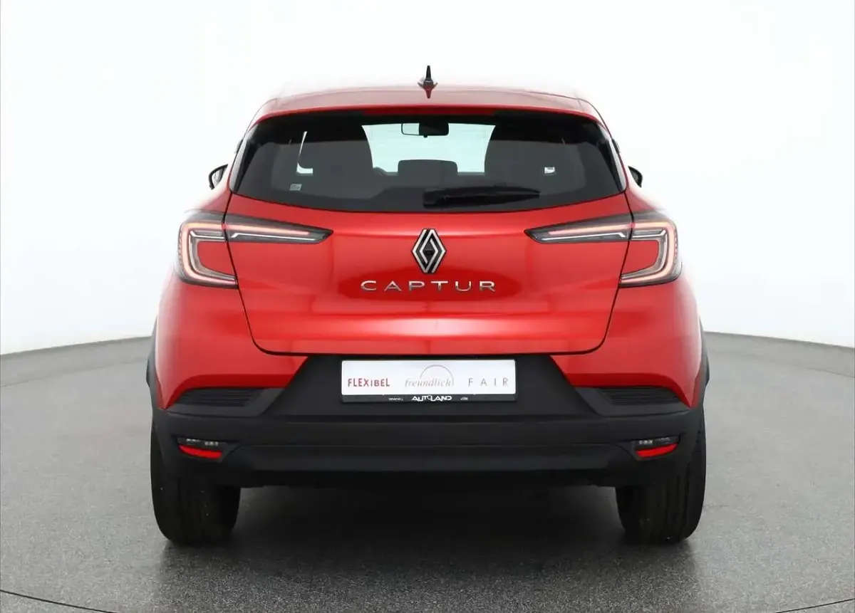 Używany Renault Captur Evolution 158 KM (116 kW) 2024 Czerwony SUV