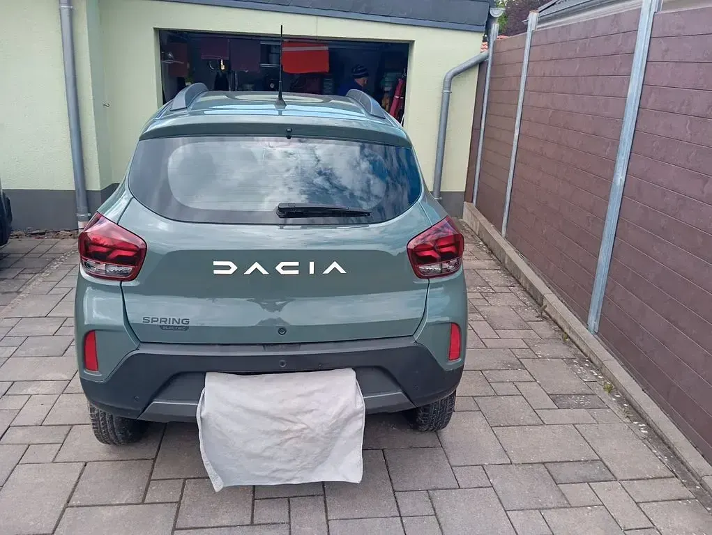 Occasion Dacia Spring Essentiel 33 kW (45 ch) 2023 Vert Citadine