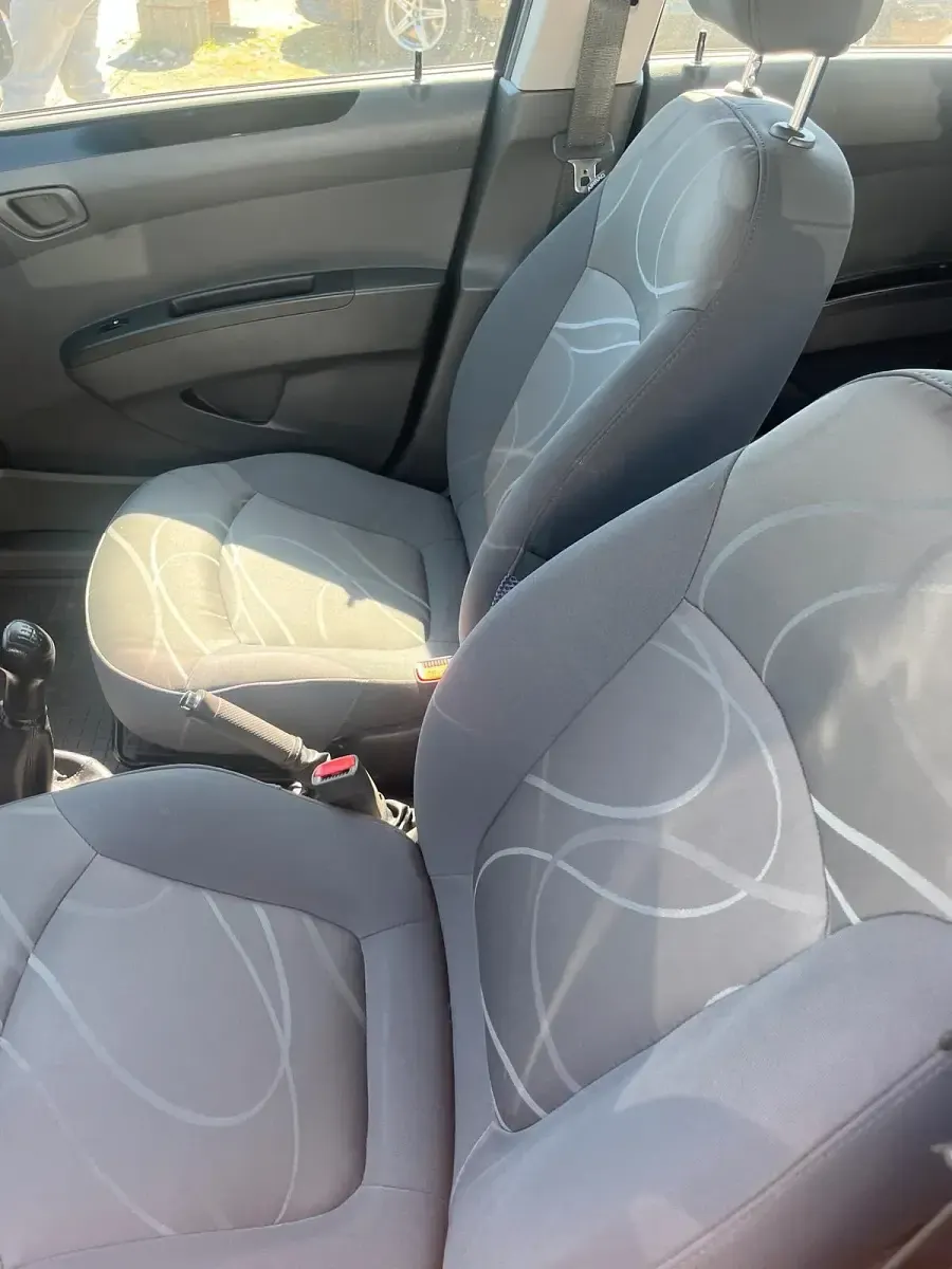Używany Chevrolet Spark LS 80 KM (58 kW) 2012 Czarny Hatchback