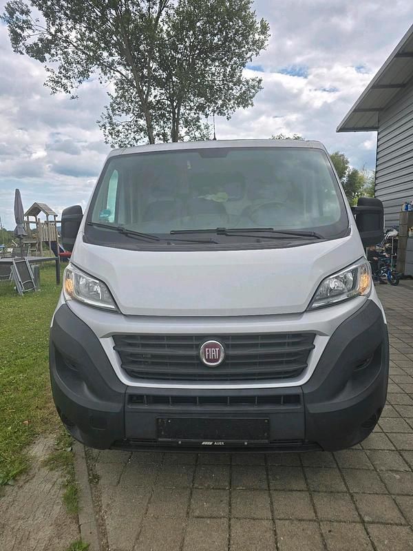 Gebraucht Fiat Ducato 131 PS (96 kW) 2019 Weiß Van
