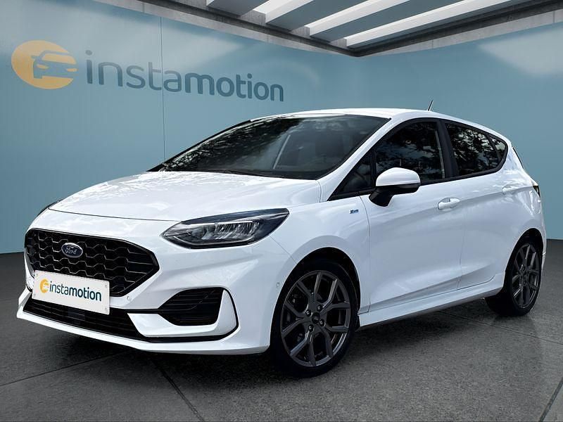 Weiß Gebraucht 2022 Ford Fiesta Kleinwagen | 19.049 € (Teuer) - Bild 1/4
