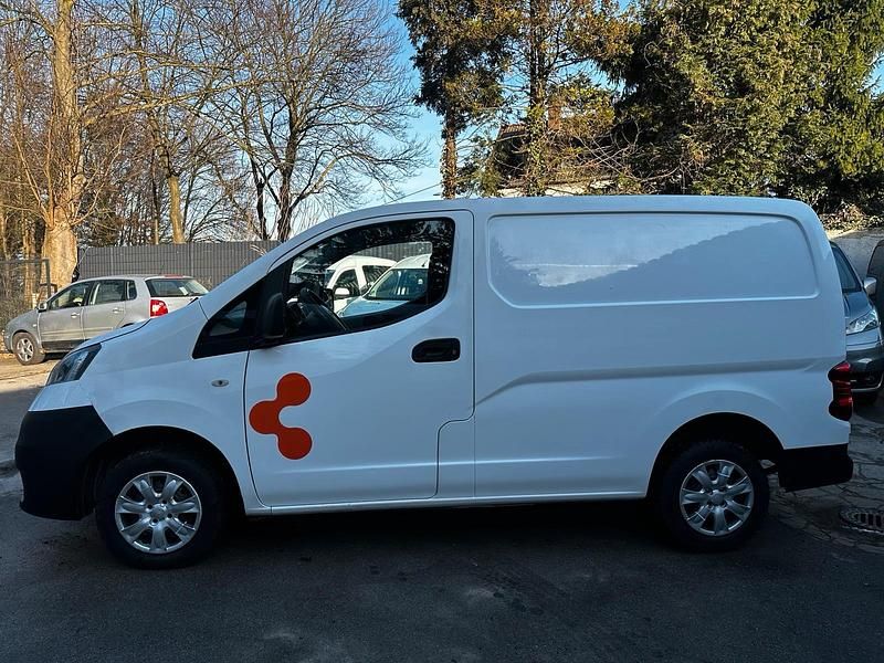 Gebraucht Nissan NV200 90 PS (66 kW) 2013 Weiß Van / Kleinbus