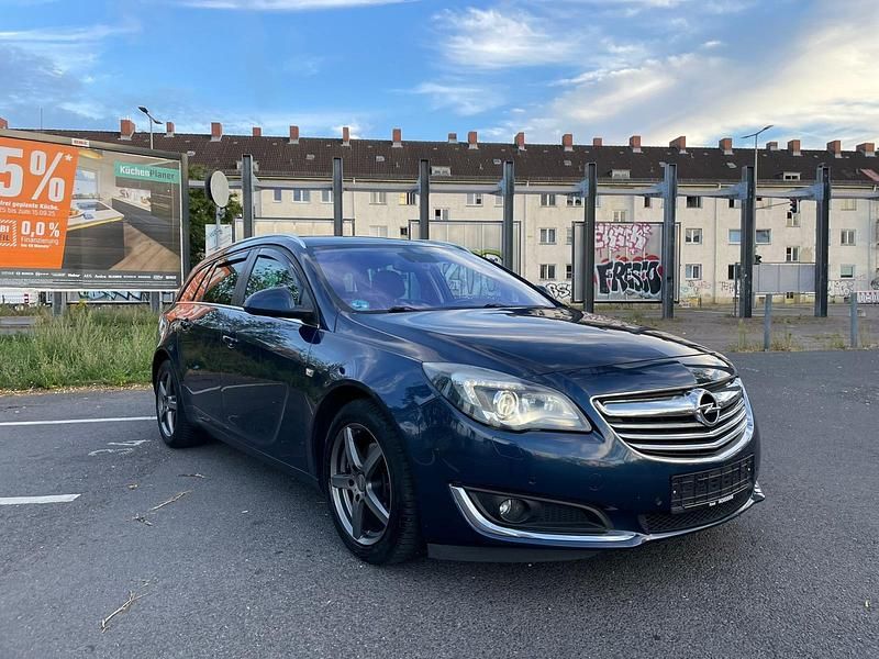 Blau Gebraucht 2015 Opel Insignia Kombi | 5.150 € (Fairer Preis) - Bild 1/4