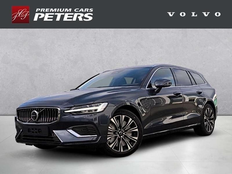 Neu Volvo V60 Plus 455 PS (334 kW) 2025 Blau Kombi