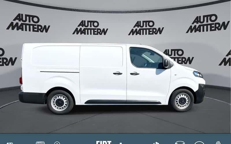 Weiß Gebraucht 2021 Citroën Jumpy Kombi | 27.990 € - Bild 1/4