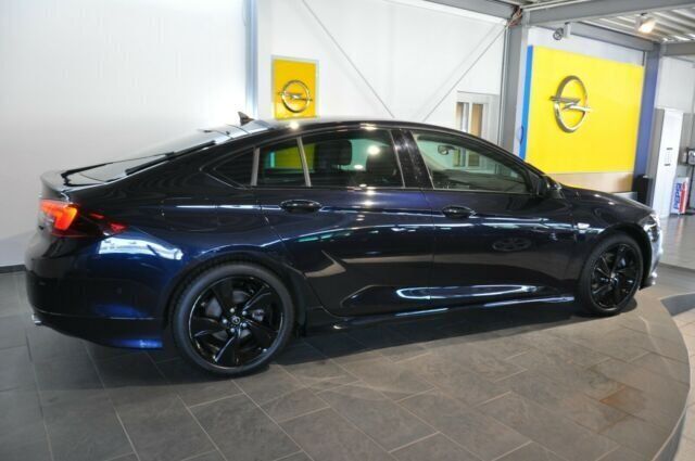 Gebraucht Opel Insignia 197 PS (144 kW) 2019 Blau metallic Limousine