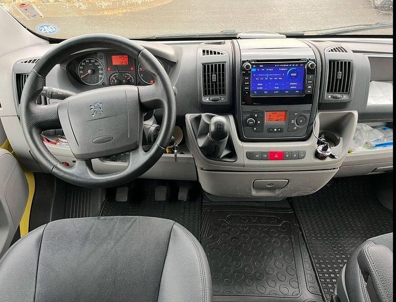Gebraucht Peugeot Boxer 158 PS (116 kW) 2011 Gelb Van