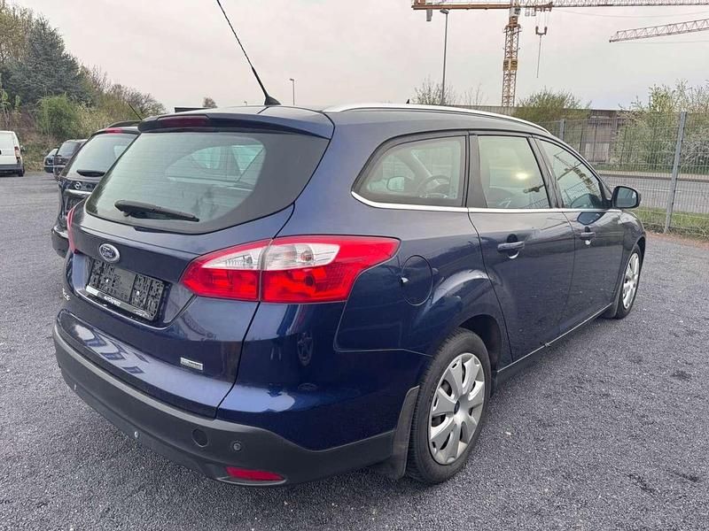 Second-hand Ford Focus 125 CP (91 kW) 2012 Albastru Break