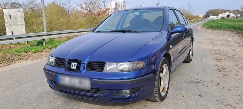 Gebraucht Seat Toledo 101 PS (74 kW) 2004 Blau Limousine