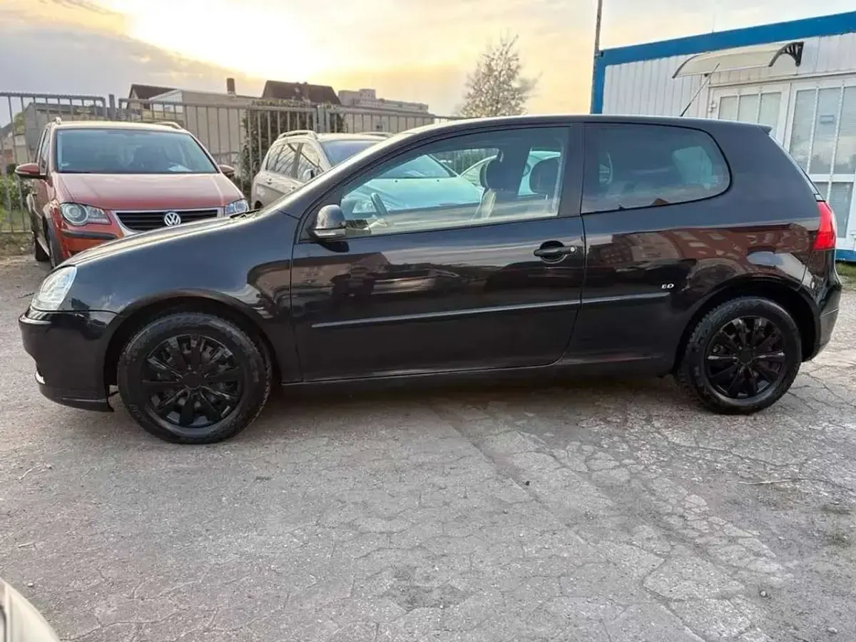 Gebraucht VW Golf V Edition 122 PS (89 kW) 2007 Schwarz Limousine