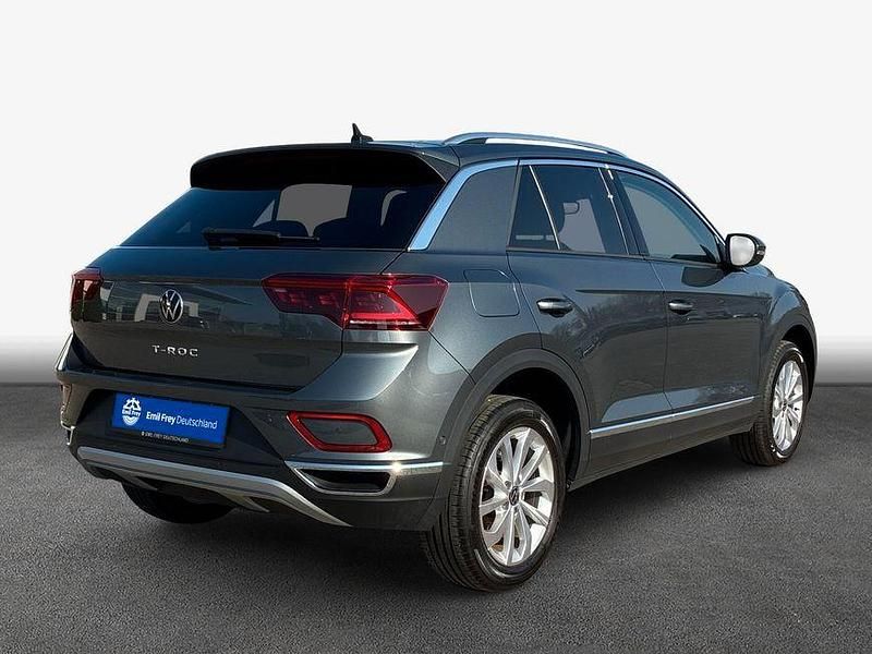 Gebraucht VW T-Roc Style 150 PS (110 kW) 2024 Grau SUV